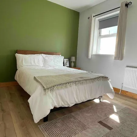 Townhouse Retreat Ballaghaderreen